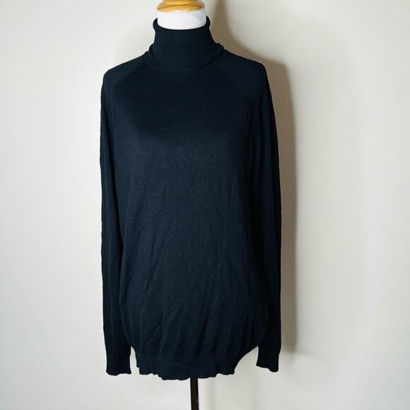 Zara Elegant Black Turtleneck Sweater - Picture 2 of 7